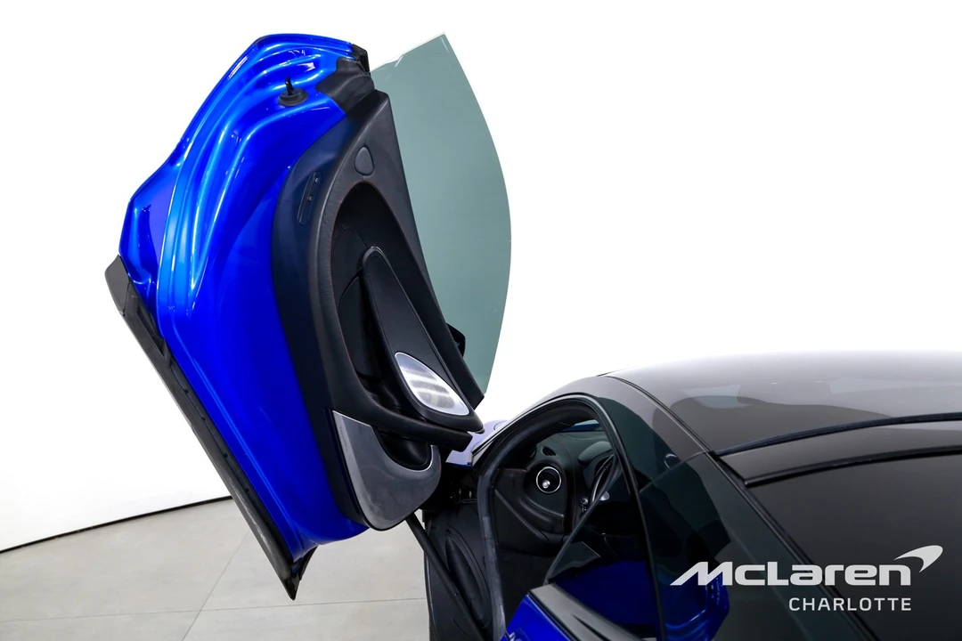2021 McLaren GT - Image 11 of 12