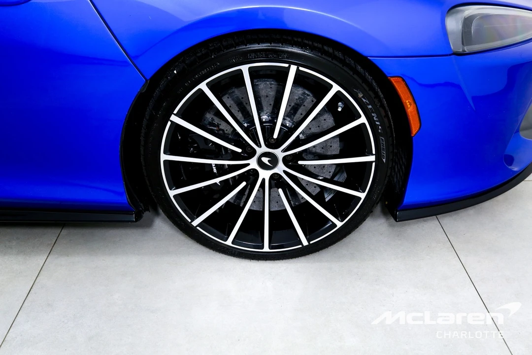 2021 McLaren GT - Image 26 of 31