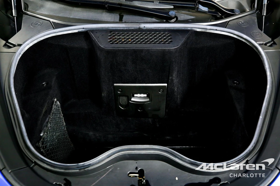 2021 McLaren GT - Image 24 of 31