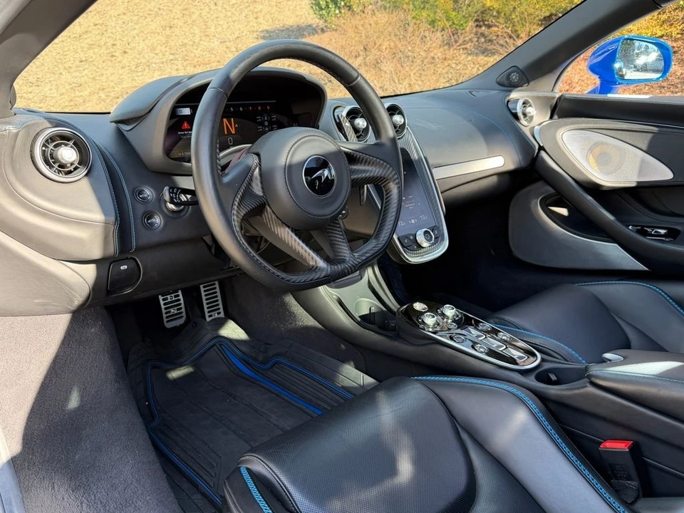 2021 McLaren GT - Image 16 of 21