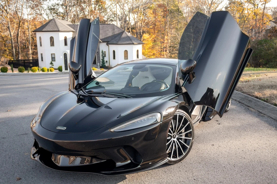 2021 McLaren GT - Image 14 of 31