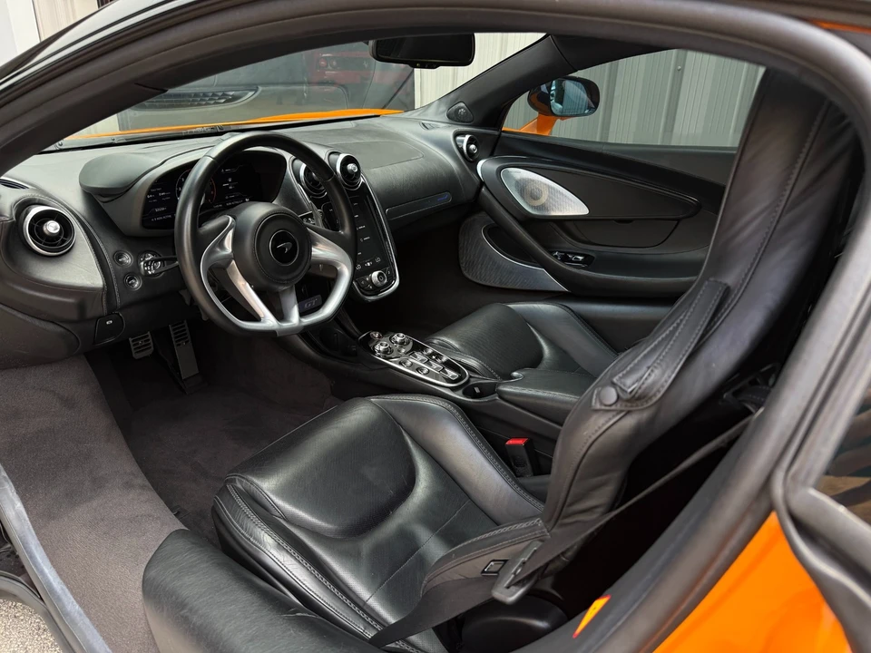 2021 McLaren GT - Image 25 of 31