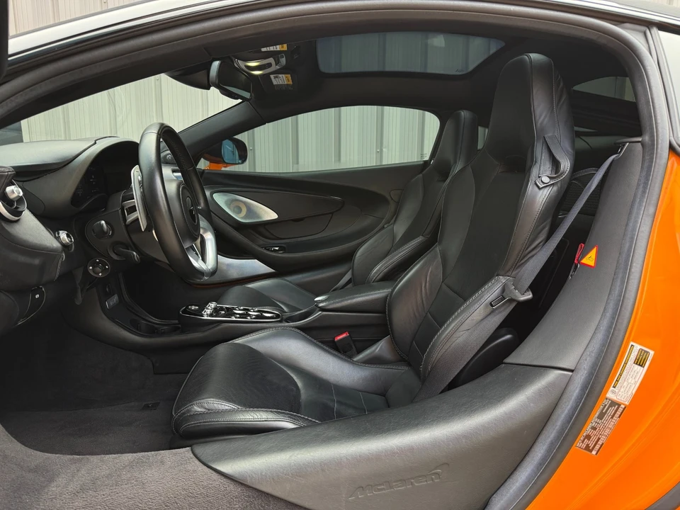 2021 McLaren GT - Image 24 of 31
