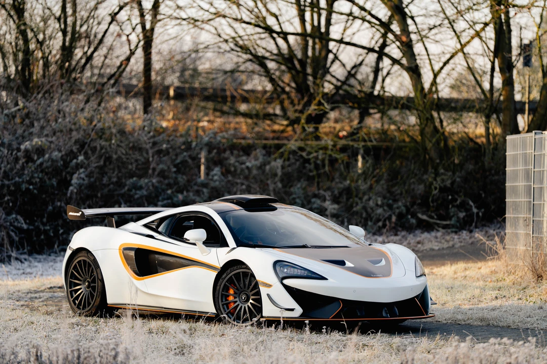 2021 McLaren 620R - Image 4 of 31