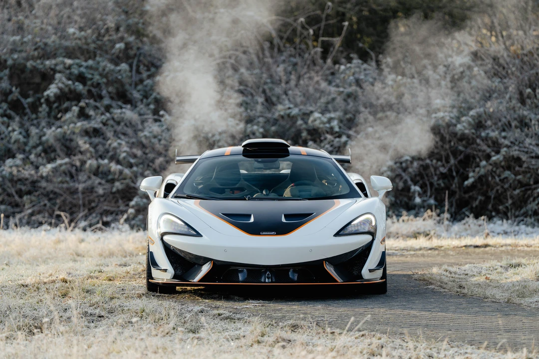 2021 McLaren 620R - Image 2 of 31