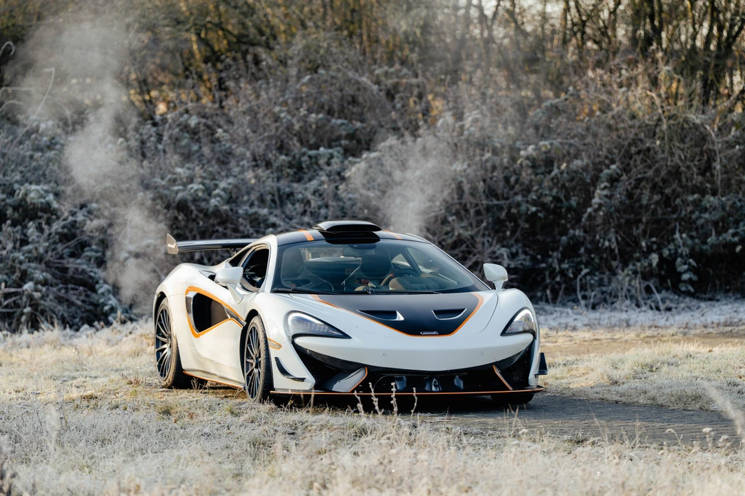 2021 McLaren 620R - Image 18 of 31