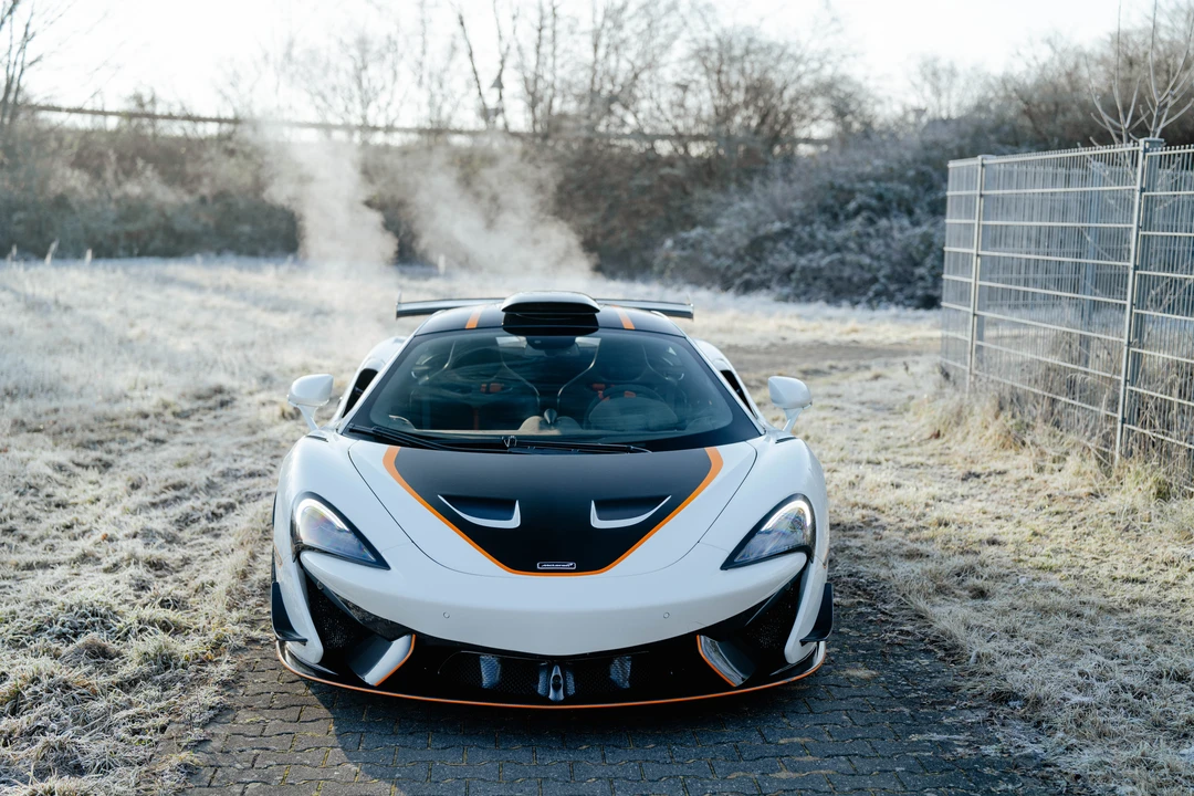 2021 McLaren 620R - Image 27 of 31