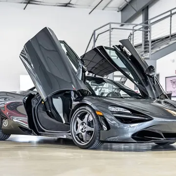 2021 McLaren 720S Le Mans Edition