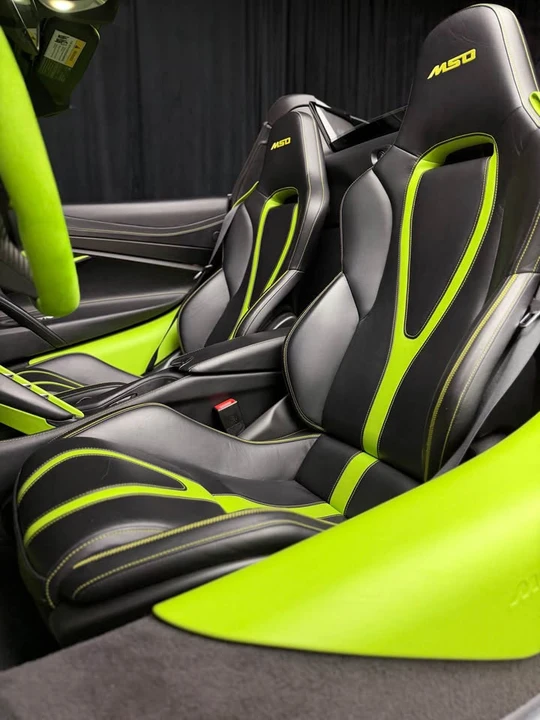 2021 McLaren 720S Spider - Image 13 of 18