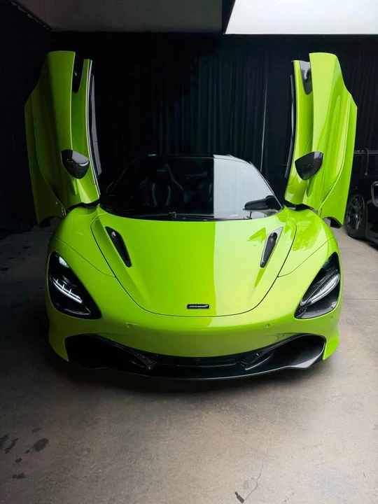 2021 McLaren 720S Spider - Image 10 of 18
