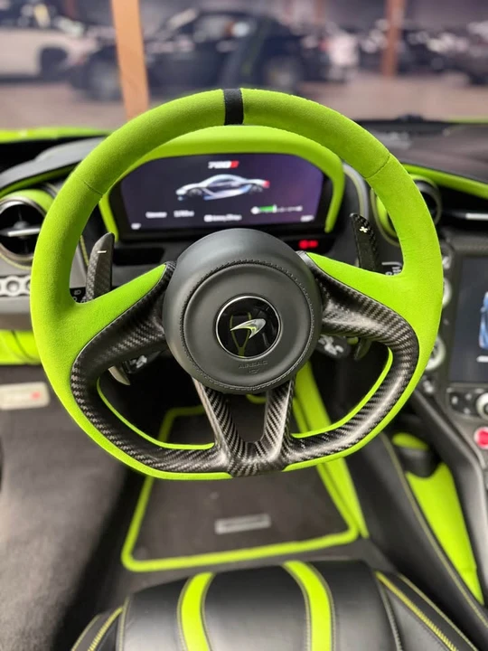 2021 McLaren 720S Spider - Image 15 of 18