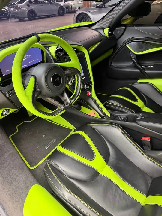 2021 McLaren 720S Spider - Image 7 of 9