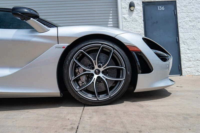 2021 McLaren 720S Spider - Image 5 of 20