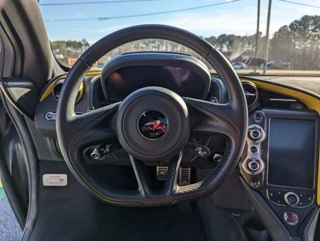 2021 McLaren 720S Spider - Image 17 of 20