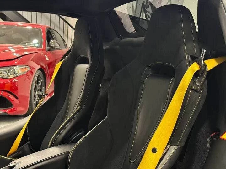 2021 McLaren 720S Spider - Image 5 of 13