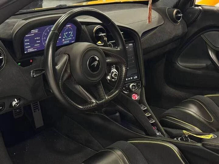 2021 McLaren 720S Spider - Image 3 of 13