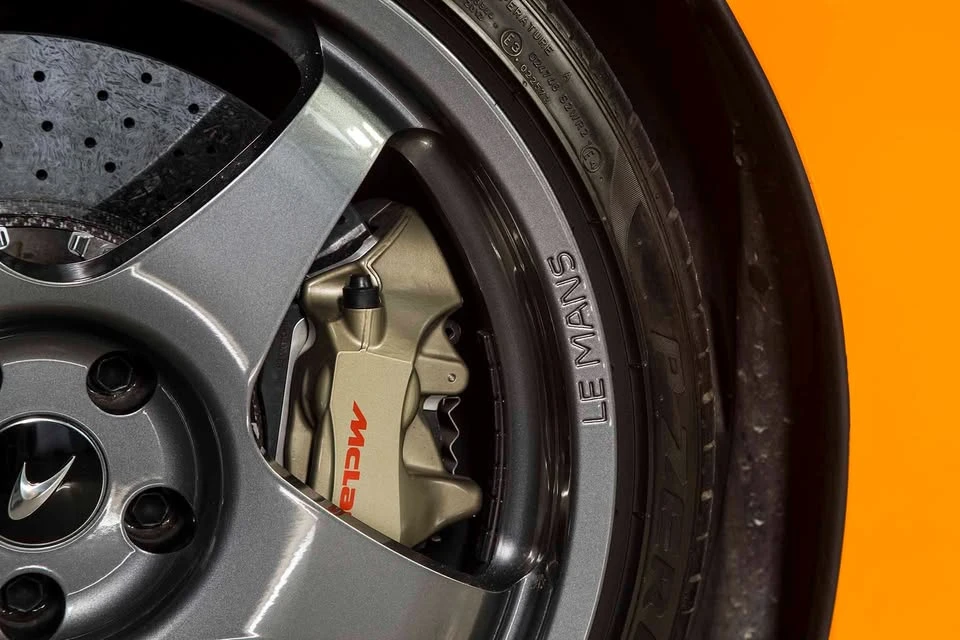 2021 McLaren 720S - Image 19 of 20