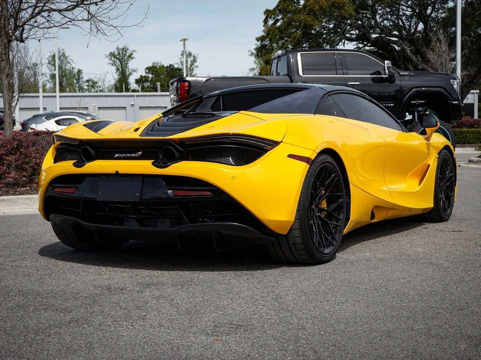 2021 McLaren 720S - Image 11 of 20