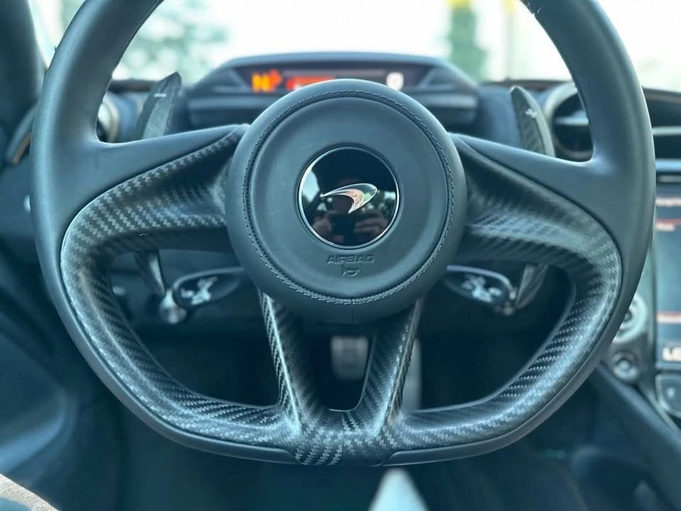 2021 McLaren 720S - Image 4 of 4