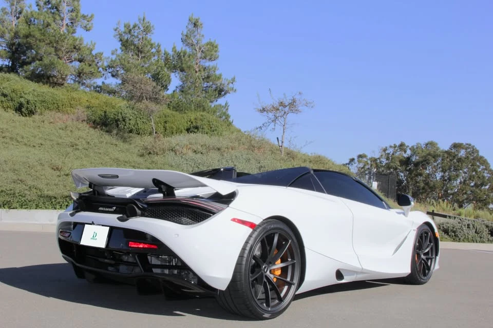 2021 McLaren 720S Spider - Image 2 of 20