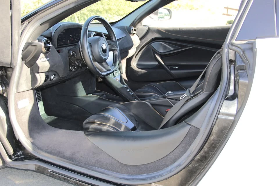 2021 McLaren 720S Spider - Image 9 of 20