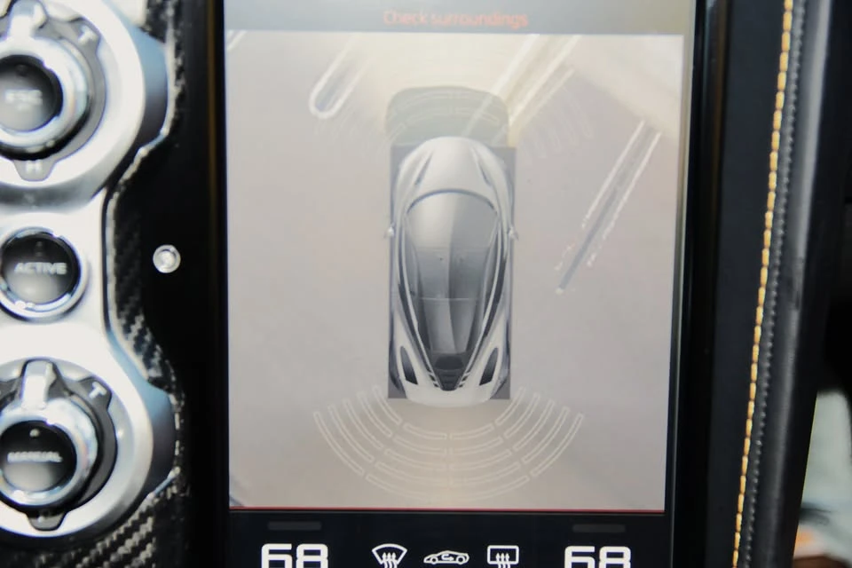 2021 McLaren 720S Spider - Image 19 of 20