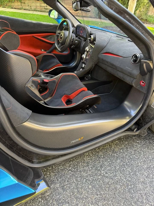 2021 McLaren 765LT - Image 17 of 20