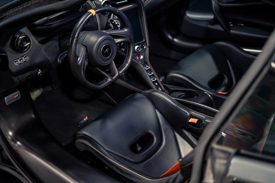 2021 McLaren 765LT - Image 16 of 20