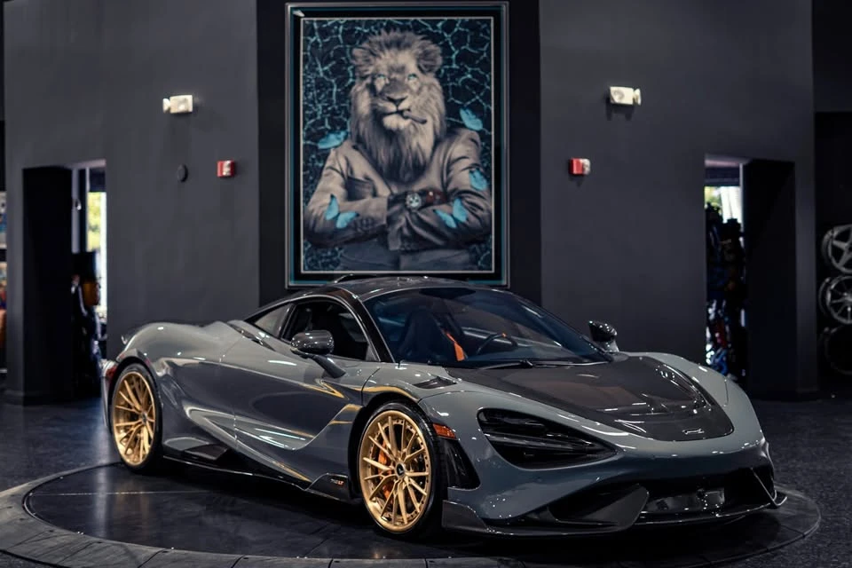 2021 McLaren 765LT - Image 14 of 20