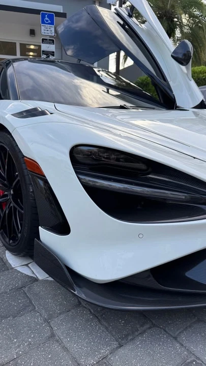 2021 McLaren 765LT - Image 4 of 7