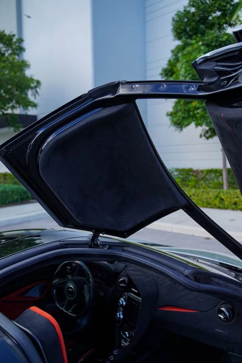 2021 McLaren 765LT - Image 14 of 15