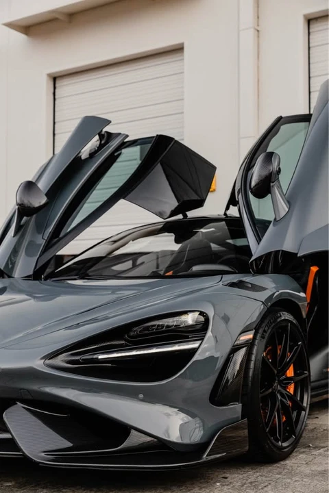 2021 McLaren 765LT - Image 10 of 20