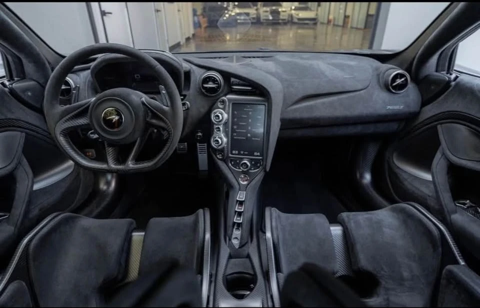2021 McLaren 765LT - Image 5 of 5
