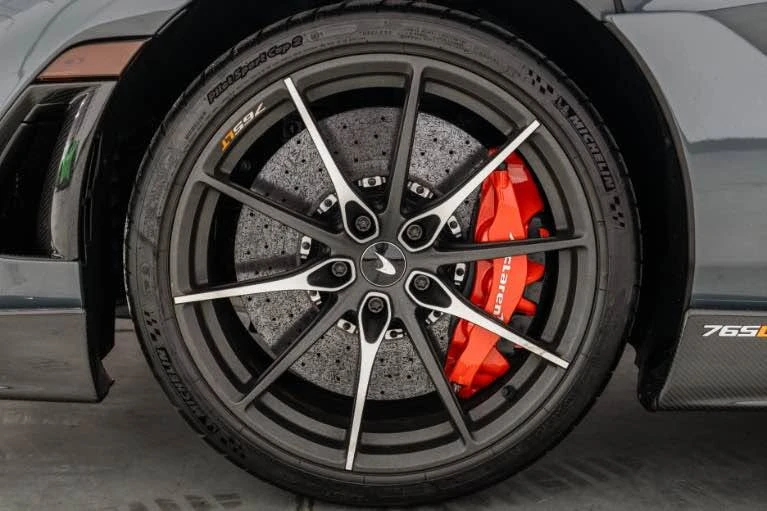 2021 McLaren 765LT - Image 14 of 17