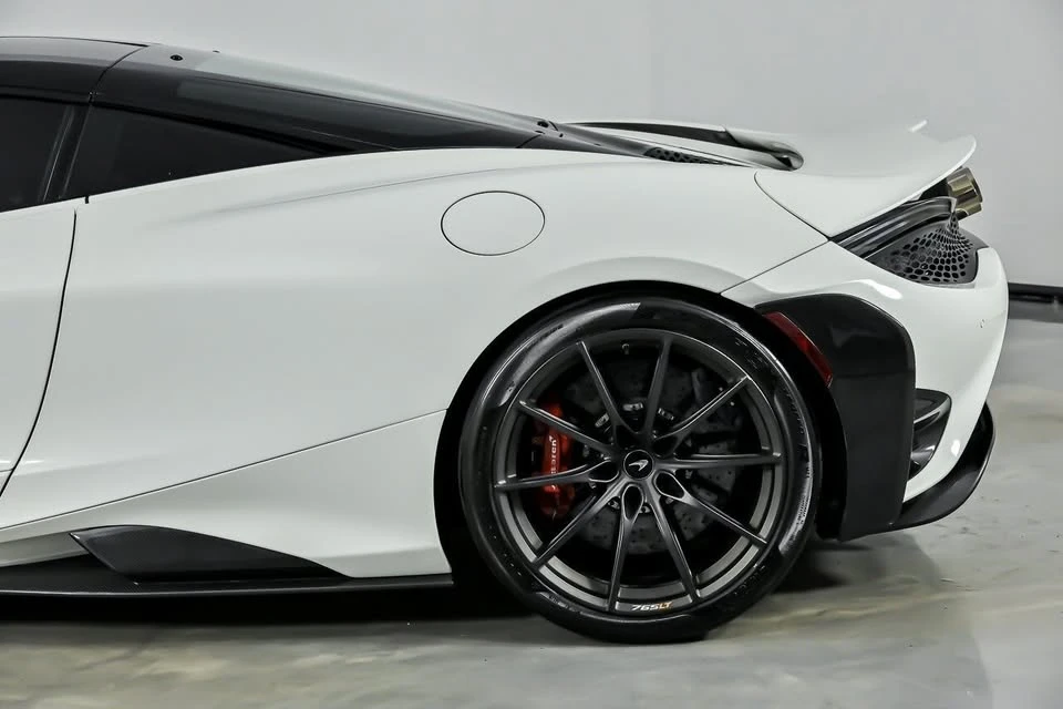 2021 McLaren 765LT - Image 13 of 20