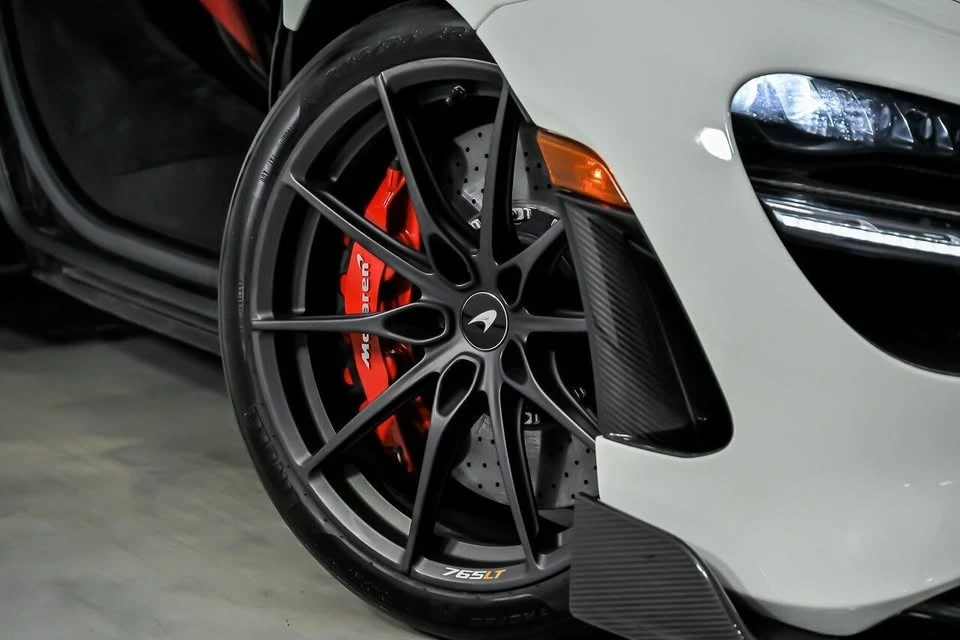 2021 McLaren 765LT - Image 4 of 20