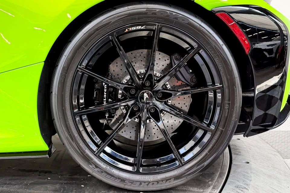 2021 McLaren 765LT - Image 8 of 16