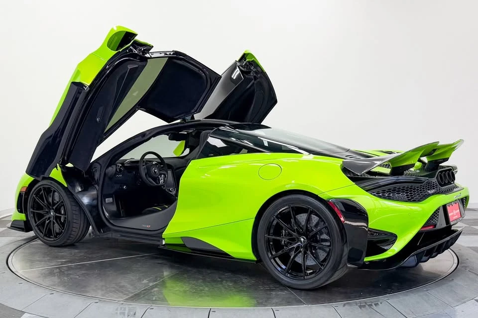 2021 McLaren 765LT - Image 6 of 16