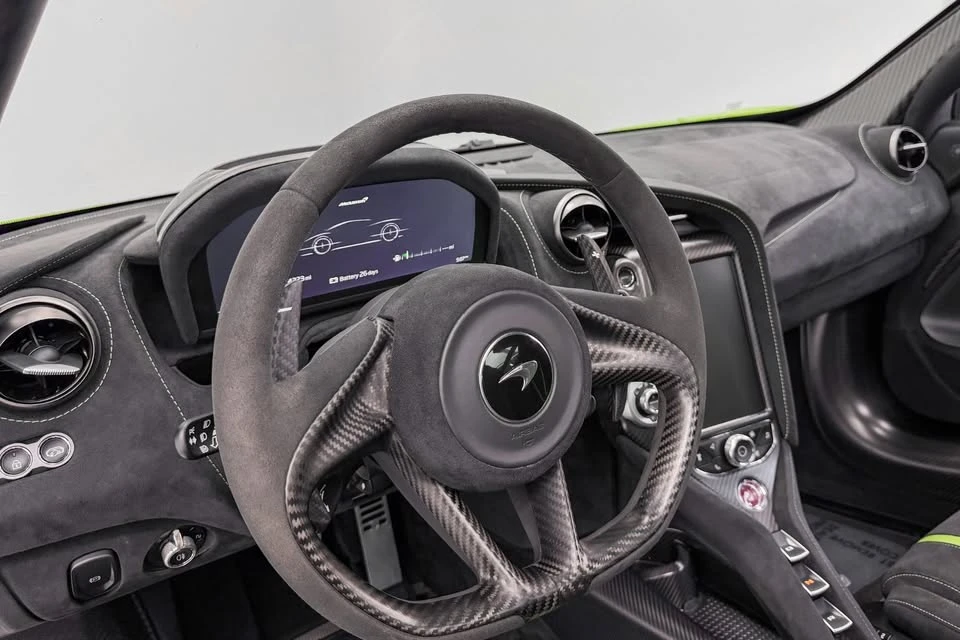 2021 McLaren 765LT - Image 10 of 16