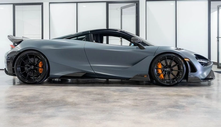 2021 McLaren 765LT - Image 13 of 20