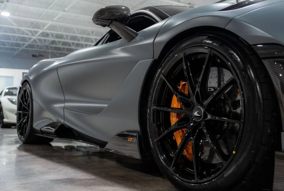 2021 McLaren 765LT - Image 11 of 20