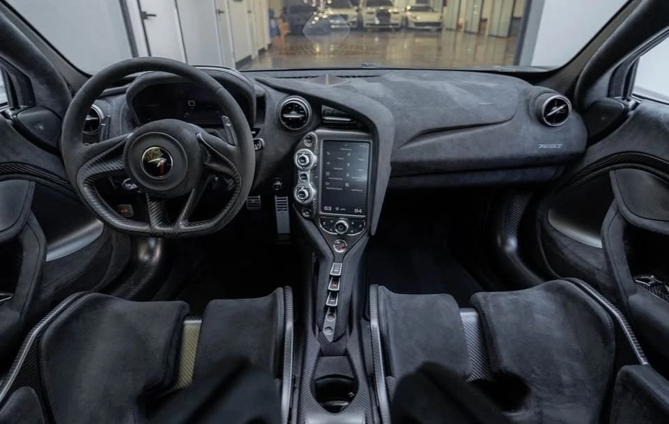 2021 McLaren 765LT - Image 16 of 20