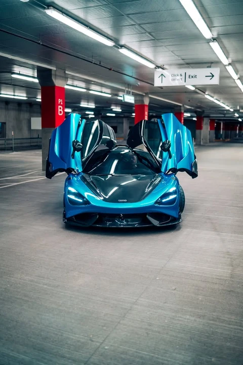 2021 McLaren 765LT - Image 11 of 20