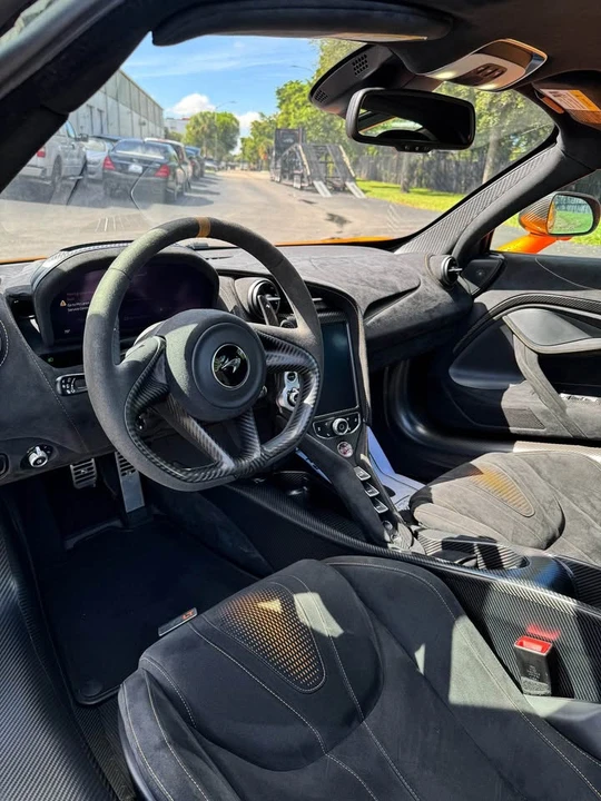 2021 McLaren 765LT Spider - Image 5 of 6