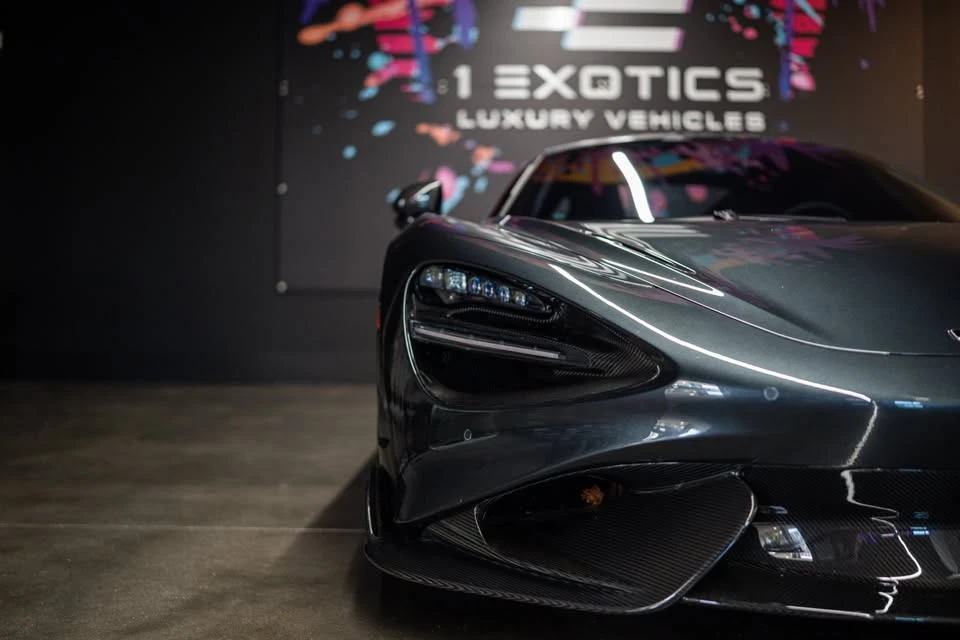 2021 McLaren 765LT - Image 10 of 20