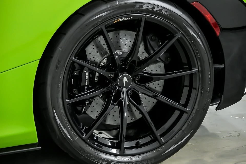 2021 McLaren 765LT - Image 19 of 20