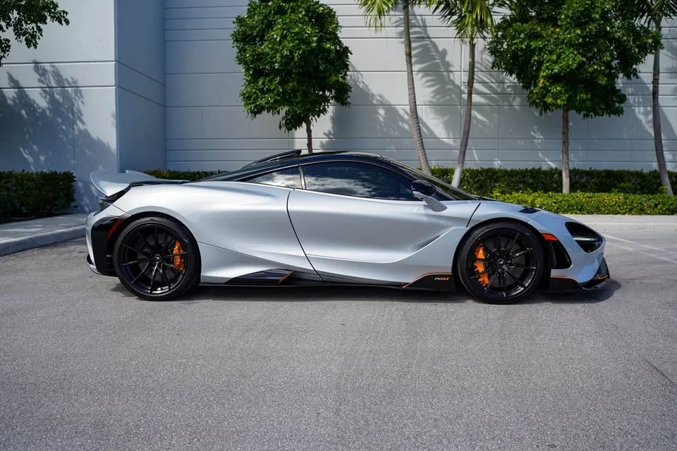 2021 McLaren 765LT - Image 13 of 15
