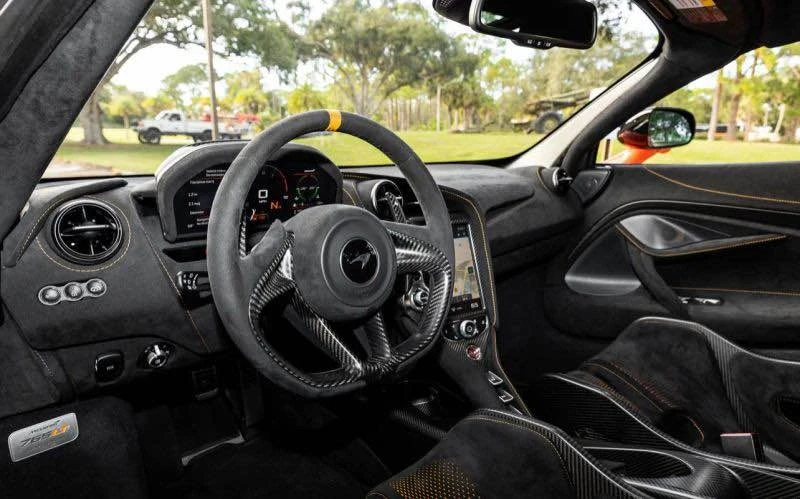 2021 McLaren 765LT - Image 7 of 10