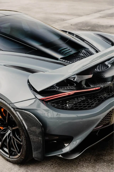 2021 McLaren 765LT - Image 8 of 19