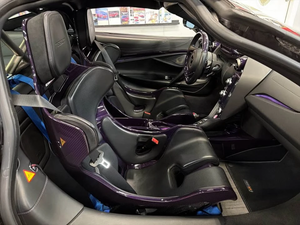 2021 McLaren 765LT - Image 15 of 19